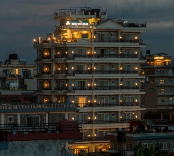 Hotel White Pearl